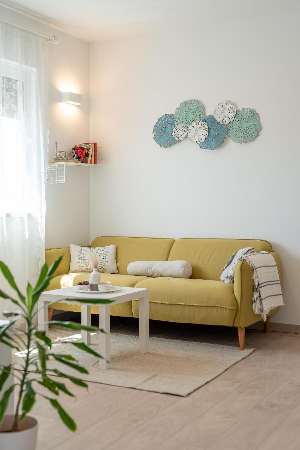 Apartman Lotos Apartment Trogir Exterior photo
